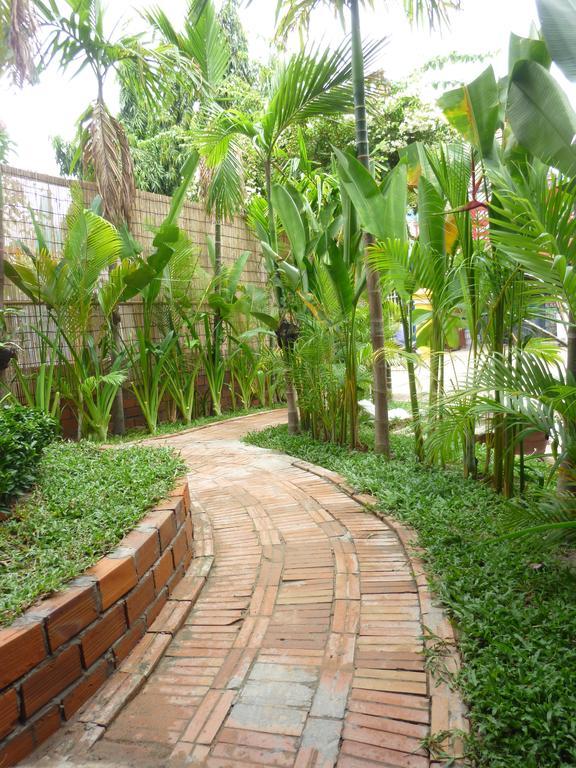 Angkor Reas Guesthouse Siem Reap Exteriör bild