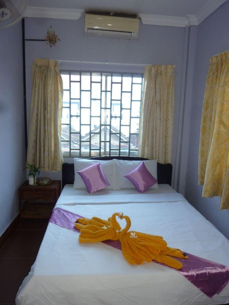 Angkor Reas Guesthouse Siem Reap Exteriör bild