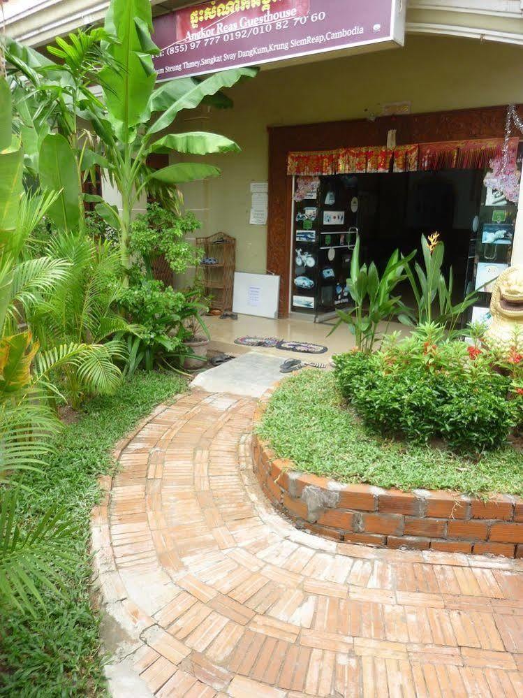 Angkor Reas Guesthouse Siem Reap Exteriör bild